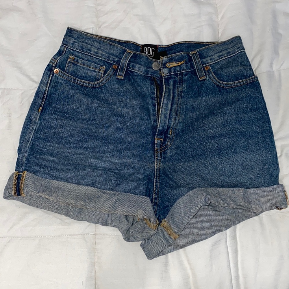 BDG High Rise Mom Shorts
